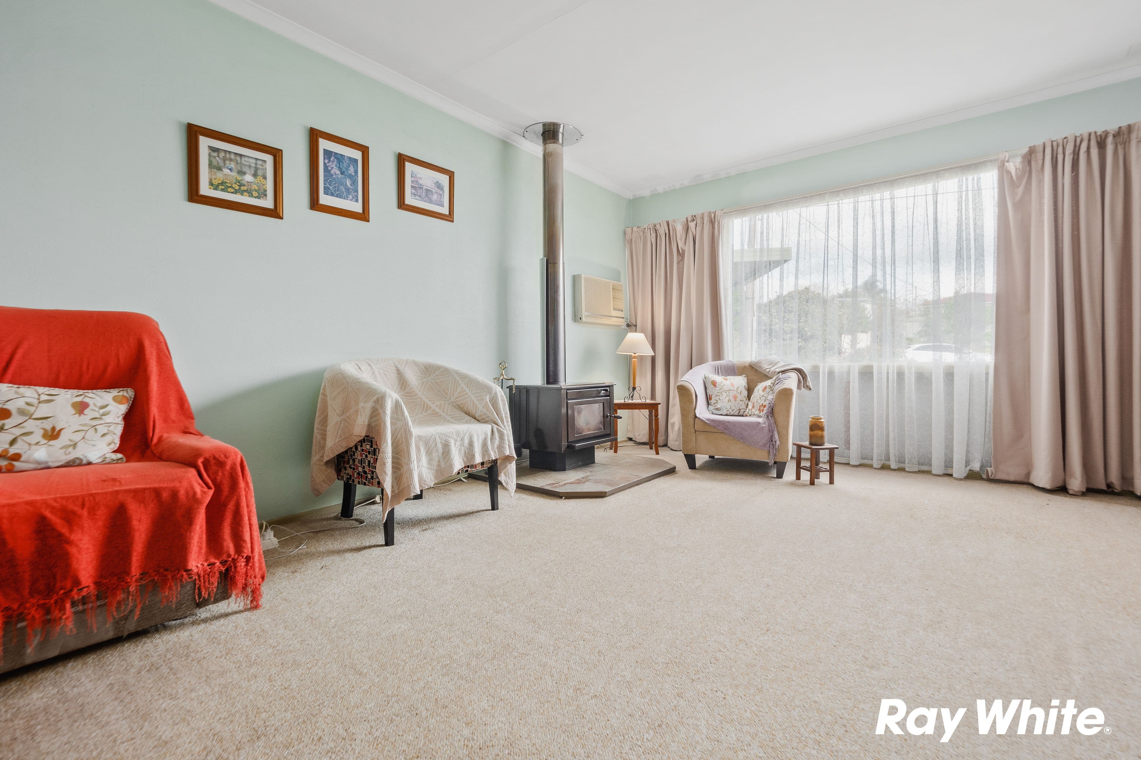 11 Reynard Place, Cranbourne East - Thumbnail 2