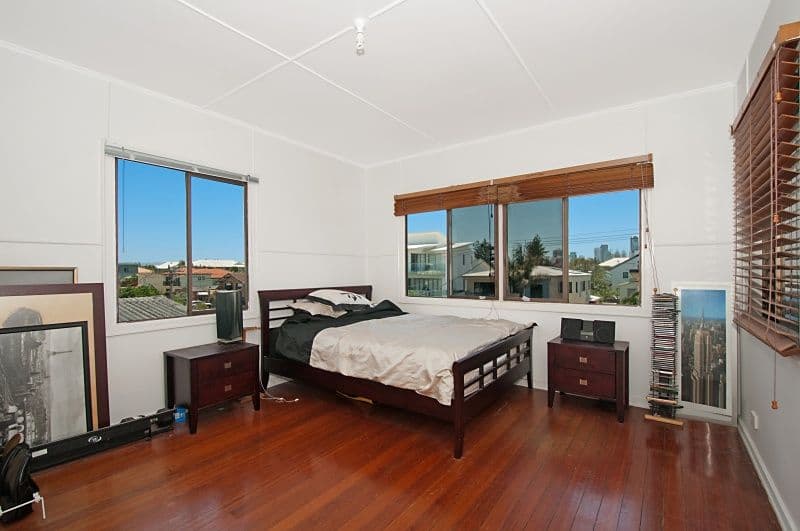 74 Hedges Avenue, MERMAID BEACH QLD 4218, Mermaid Beach - Thumbnail 5
