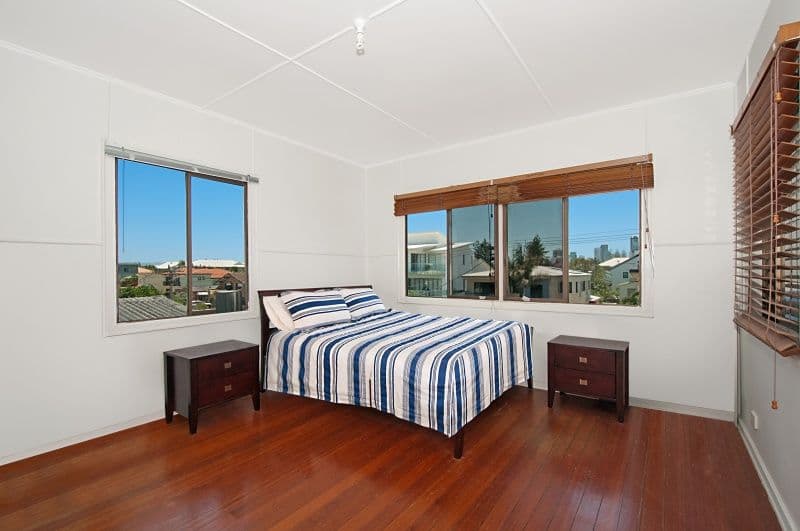 74 Hedges Avenue, MERMAID BEACH QLD 4218, Mermaid Beach - Thumbnail 6