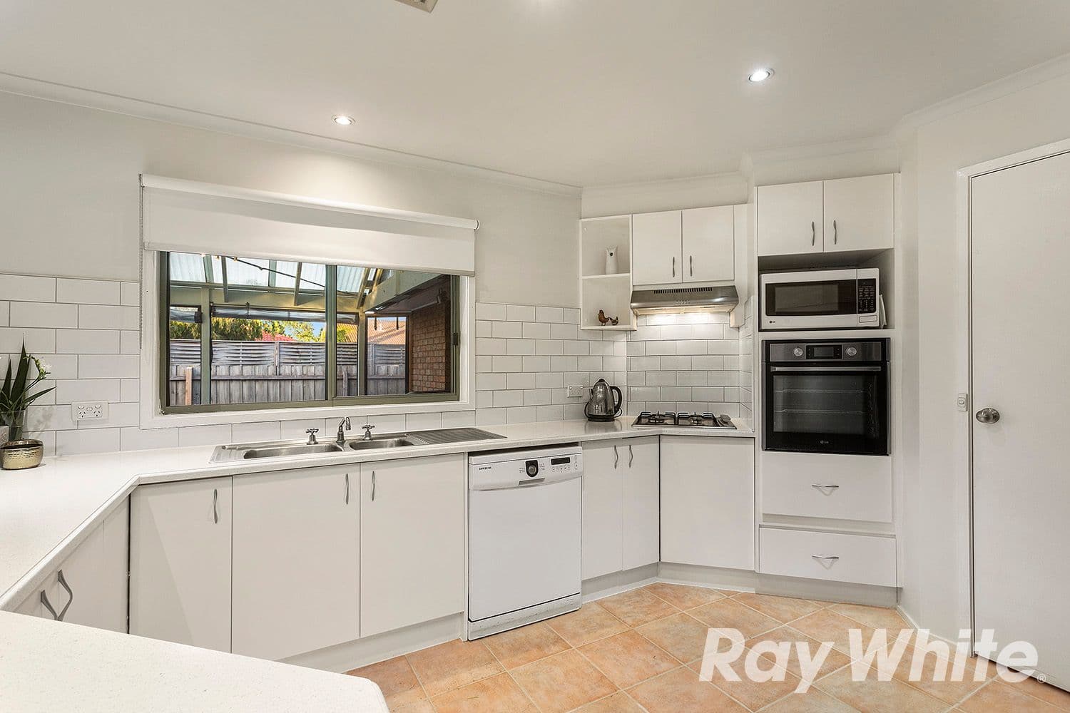 2 Haven Court, Aspendale Gardens VIC 3195, Aspendale Gardens - Thumbnail 2