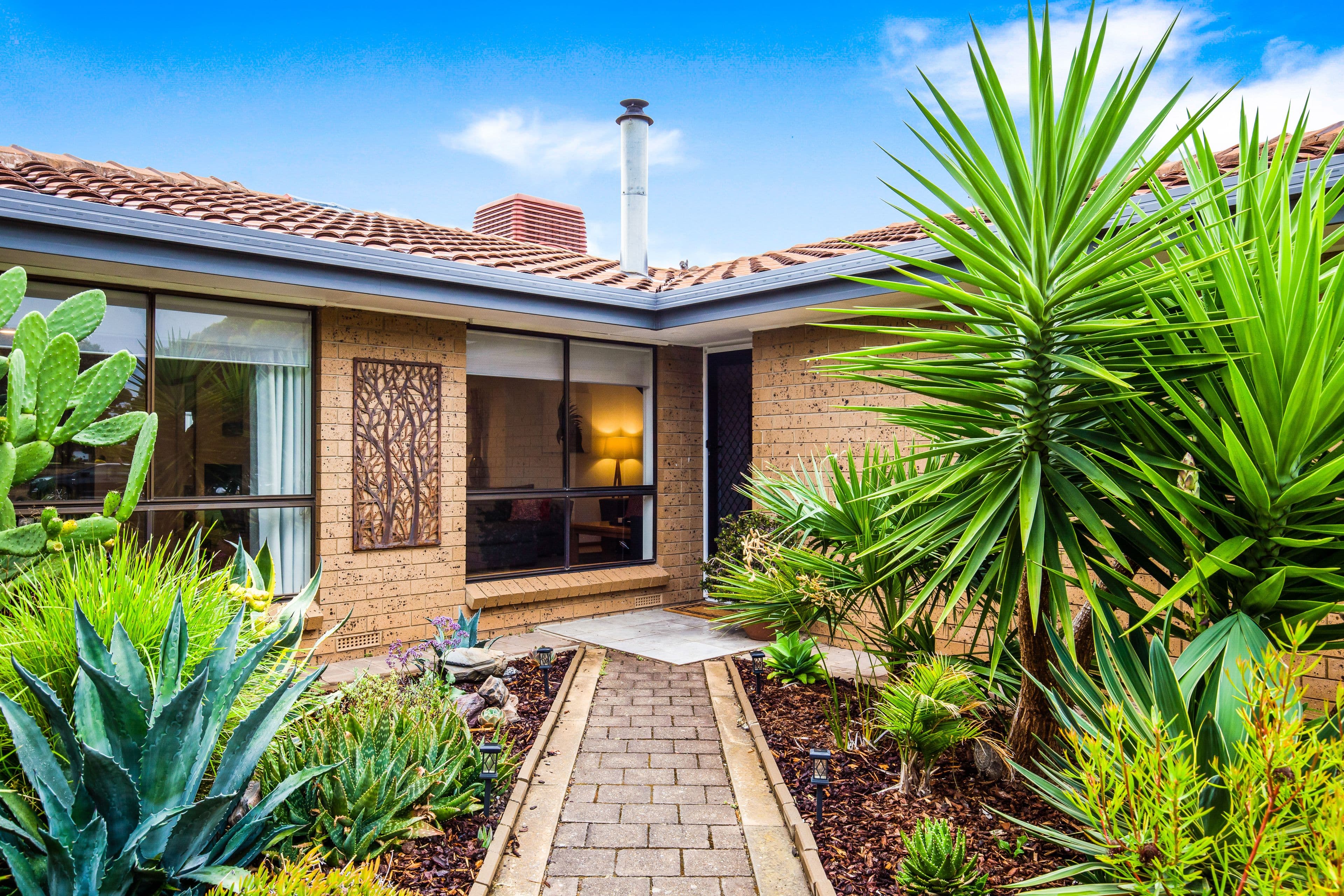 8 Nannigai Drive, Hallett Cove SA 5158, Hallett Cove - Thumbnail 2