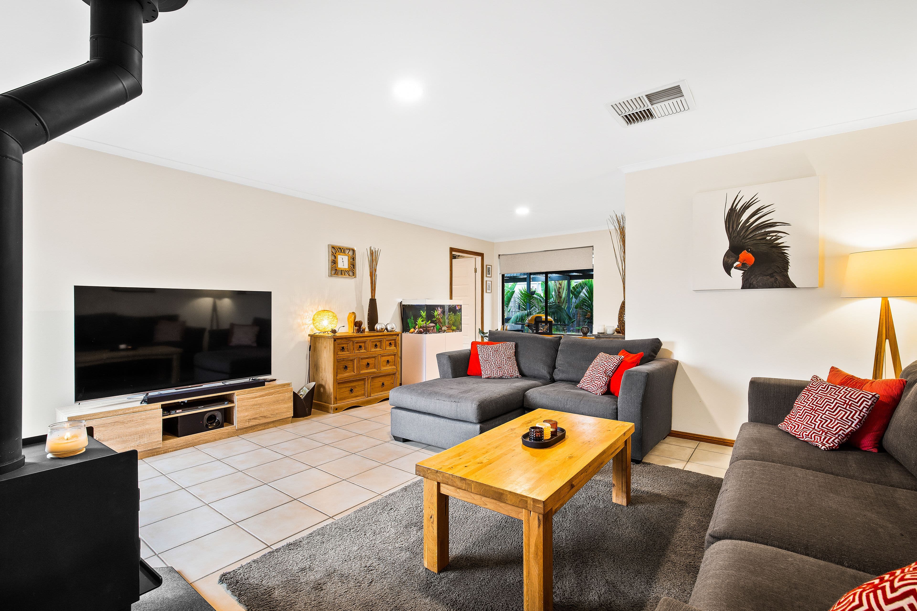 8 Nannigai Drive, Hallett Cove SA 5158, Hallett Cove - Thumbnail 3
