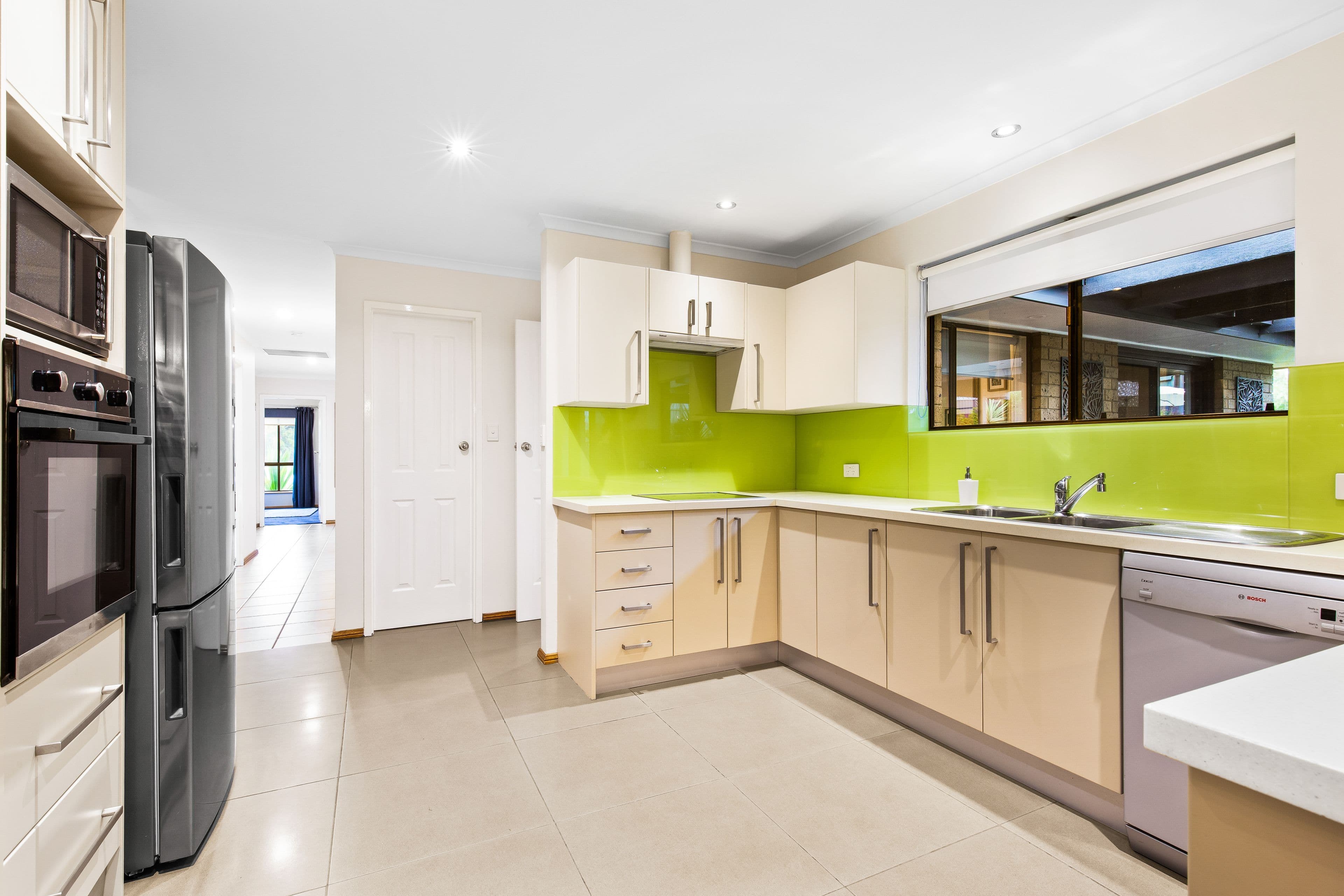 8 Nannigai Drive, Hallett Cove SA 5158, Hallett Cove - Thumbnail 6