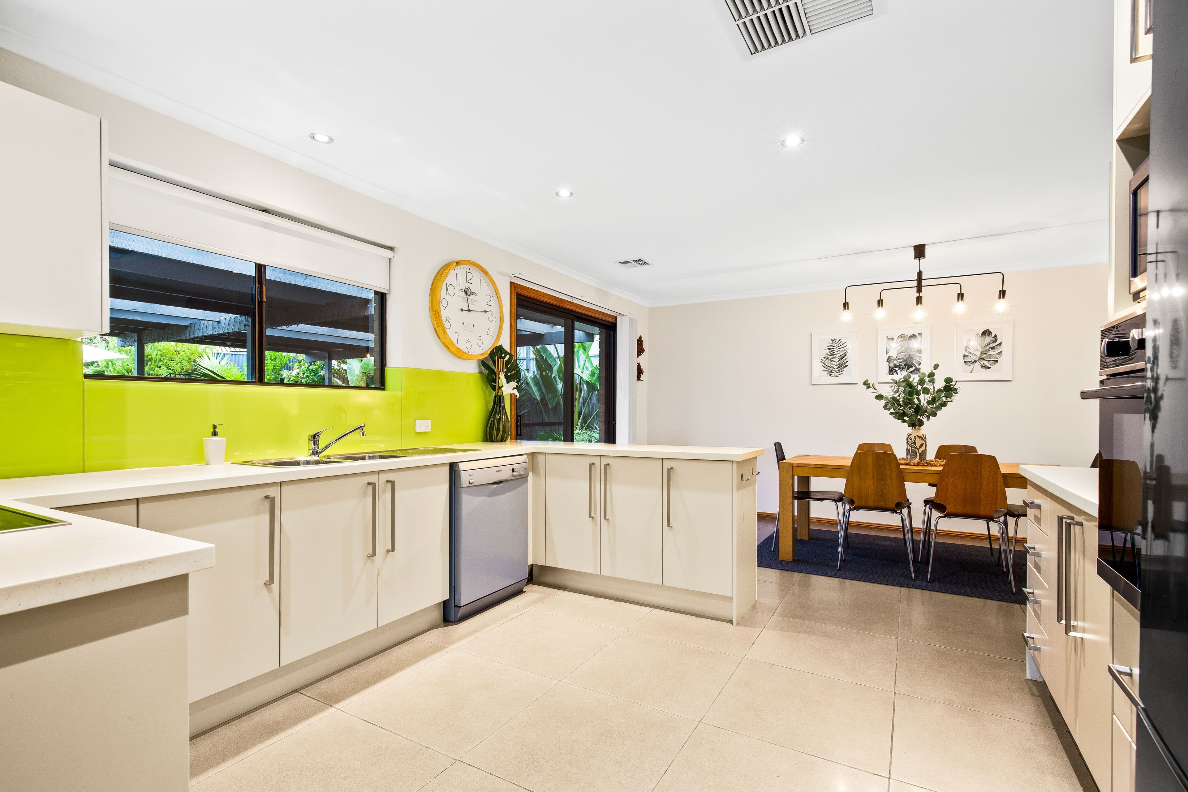 8 Nannigai Drive, Hallett Cove SA 5158, Hallett Cove - Thumbnail 7