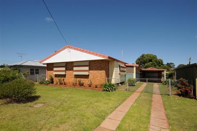 3 Whitefriars Street, ROCKVILLE QLD 4350, Rockville - Image 1