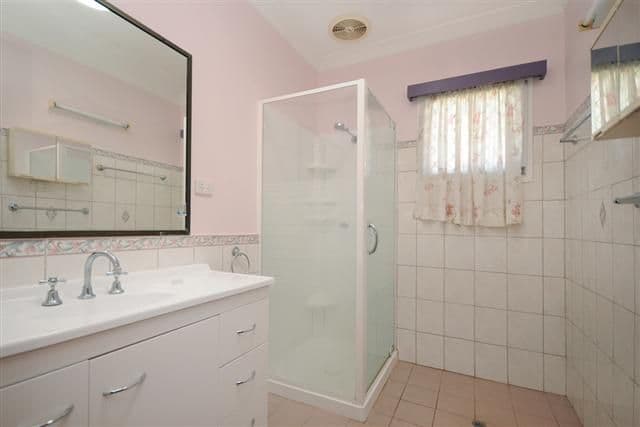3 Whitefriars Street, ROCKVILLE QLD 4350, Rockville - Thumbnail 4