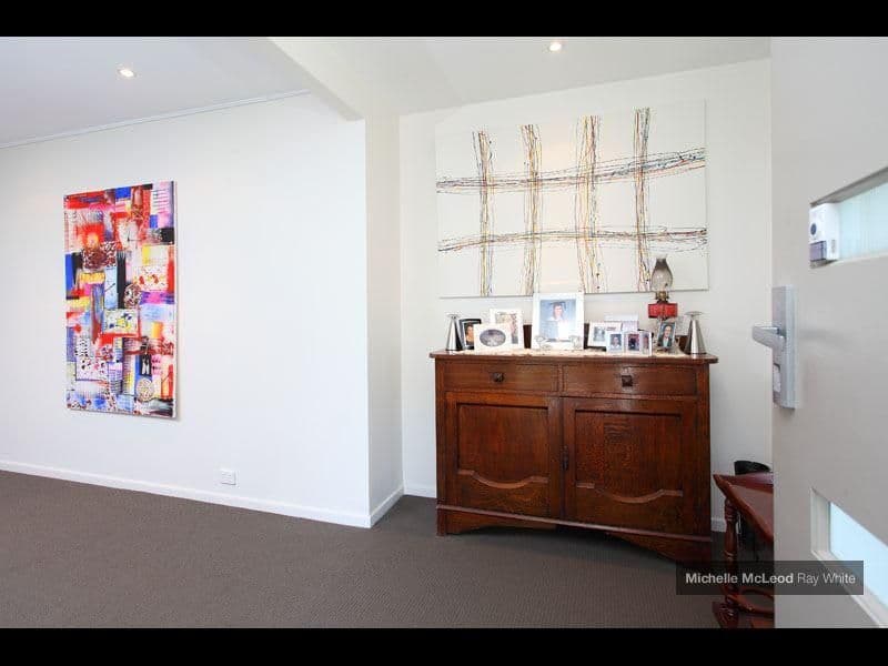 1 Hillman Street, INDOOROOPILLY QLD 4068, Indooroopilly - Thumbnail 7
