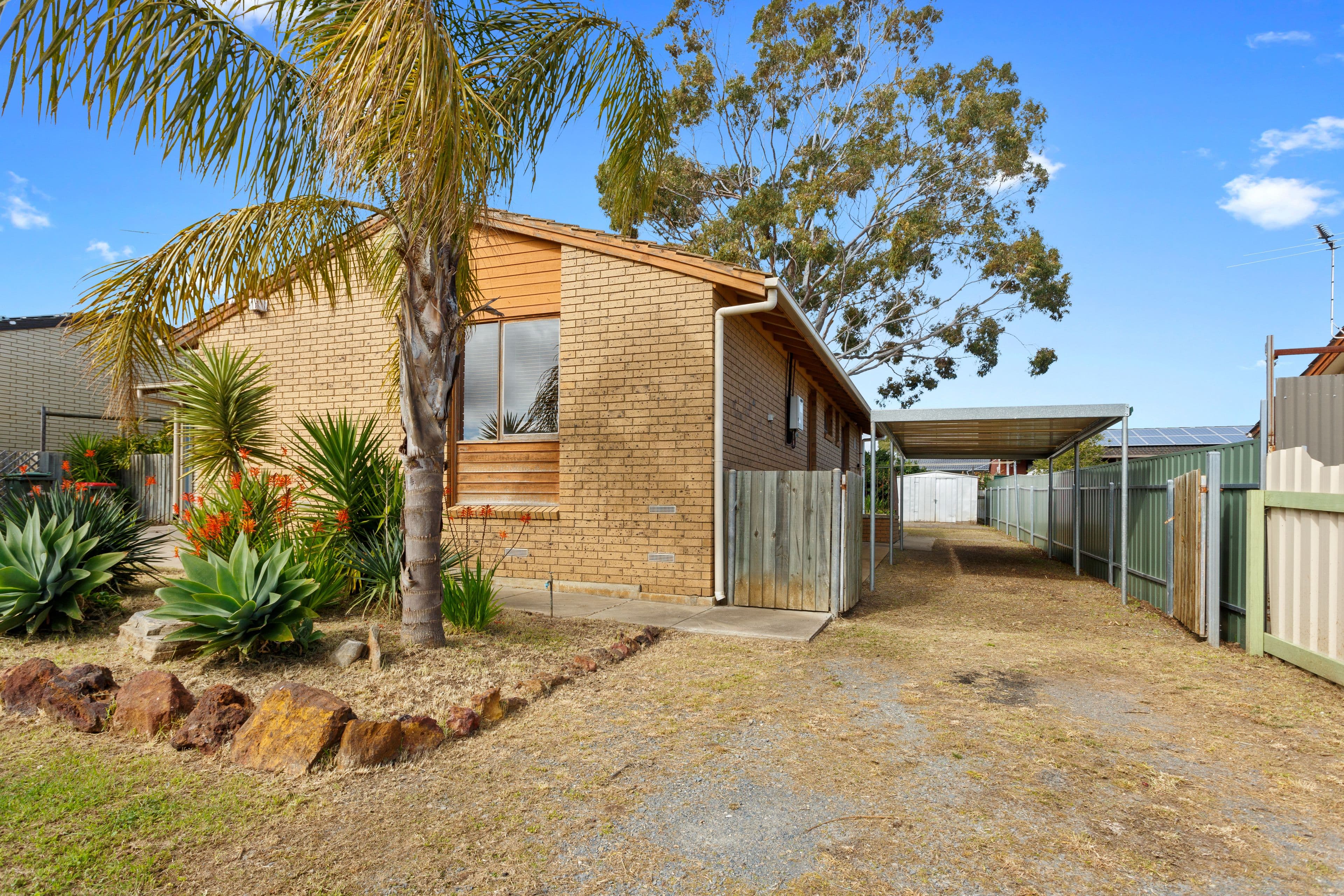 27 Minorca Crescent, Hackham West SA 5163, Hackham West - Thumbnail 3