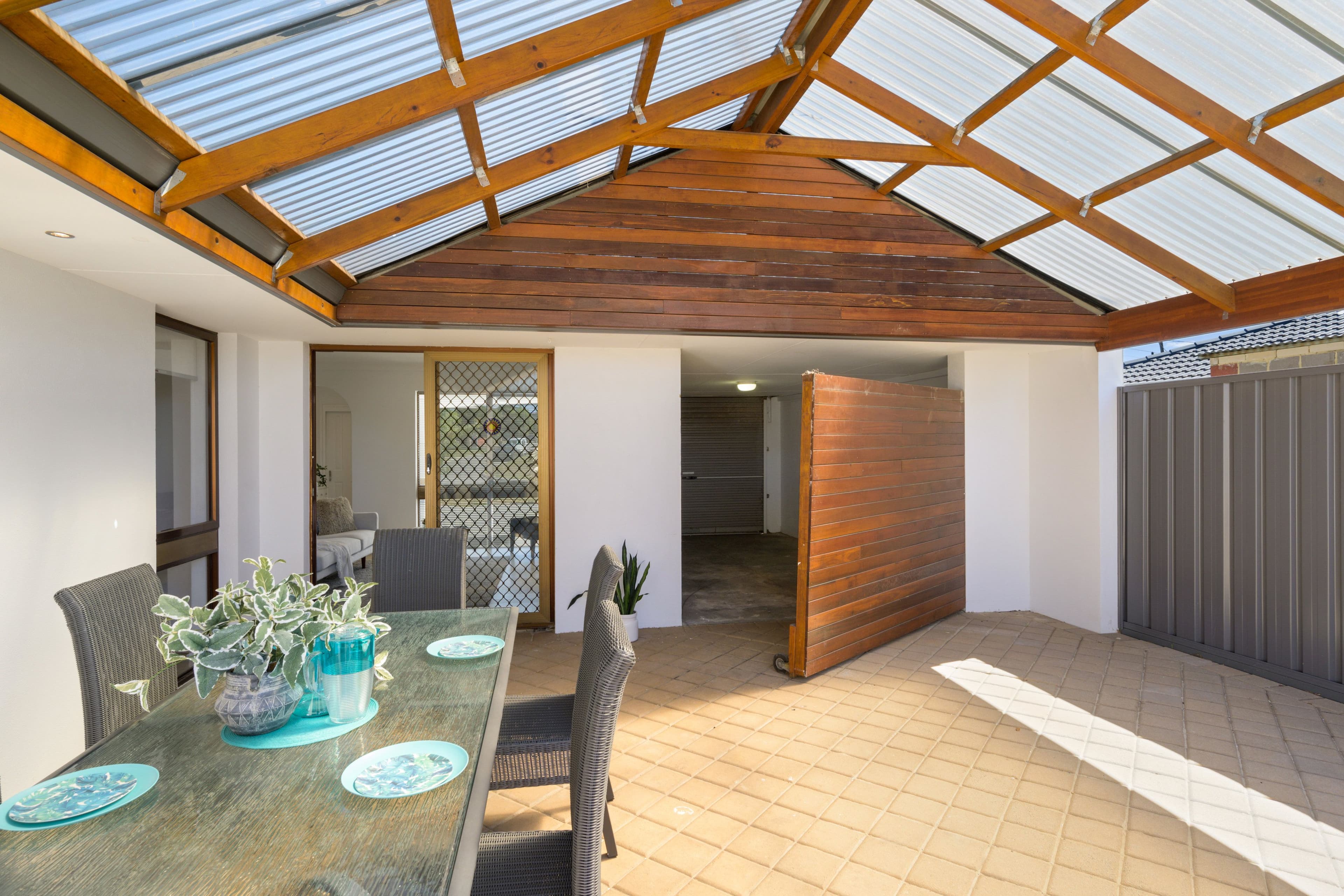 182 Bridgewater Drive, Kallaroo WA 6025, Kallaroo - Thumbnail 2