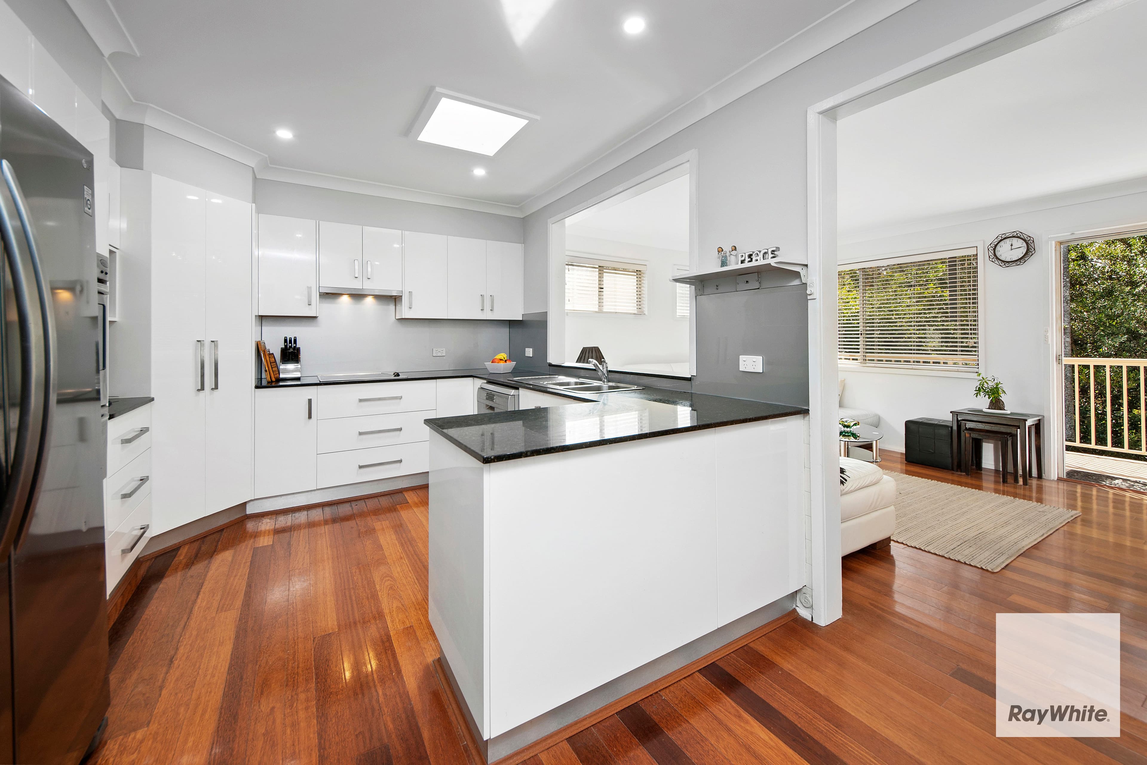 5 Van Dieman Place, Caringbah NSW 2229, Caringbah - Thumbnail 3