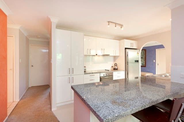 6 Beaumont Court, CURRUMBIN WATERS QLD 4223, Currumbin Waters - Thumbnail 2