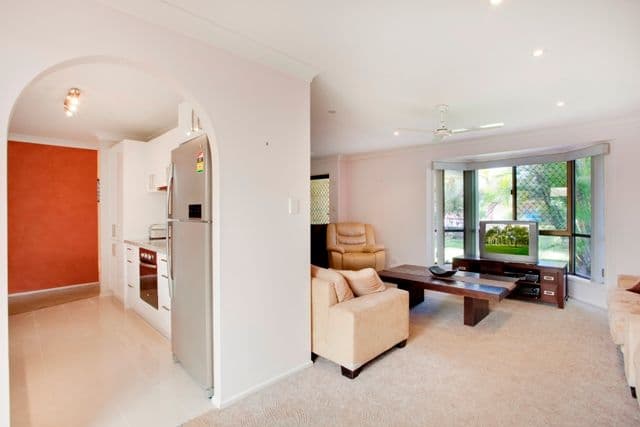 6 Beaumont Court, CURRUMBIN WATERS QLD 4223, Currumbin Waters - Thumbnail 3