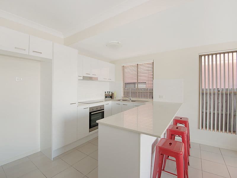 18 Zenith Avenue, CHERMSIDE QLD 4032, Chermside - Thumbnail 5