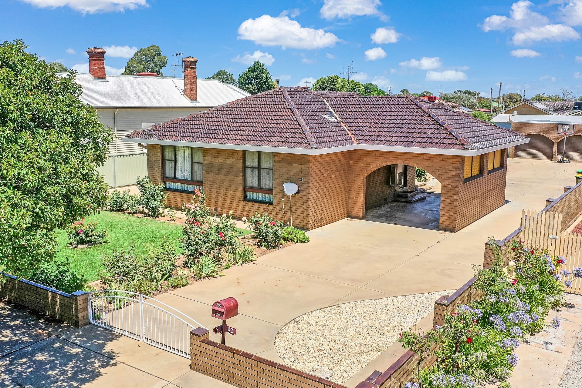 42 Echuca Road, Rochester VIC 3561, Rochester - Thumbnail 2