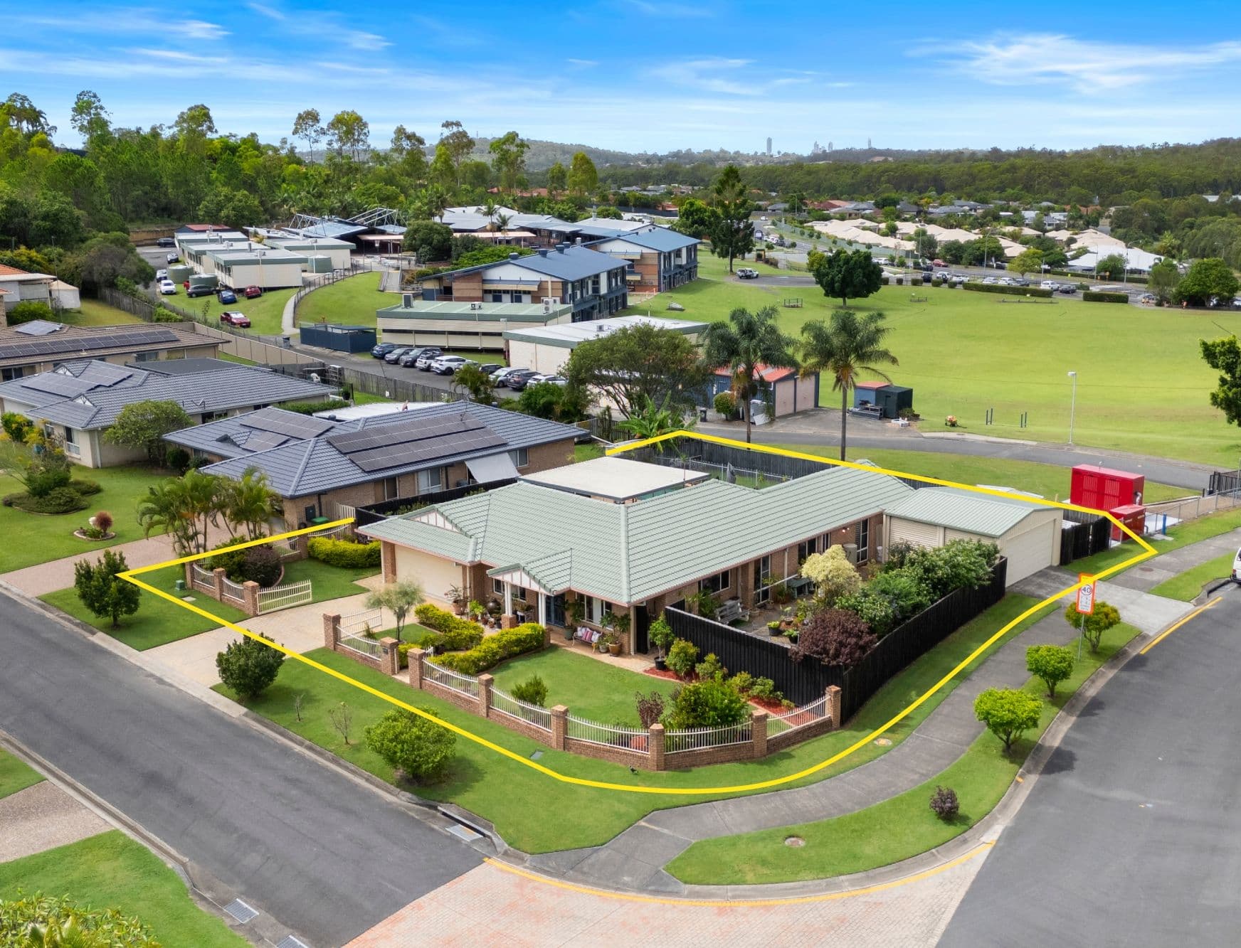 1 Henderson Rise, Pacific Pines QLD 4211, Pacific Pines - Thumbnail 4