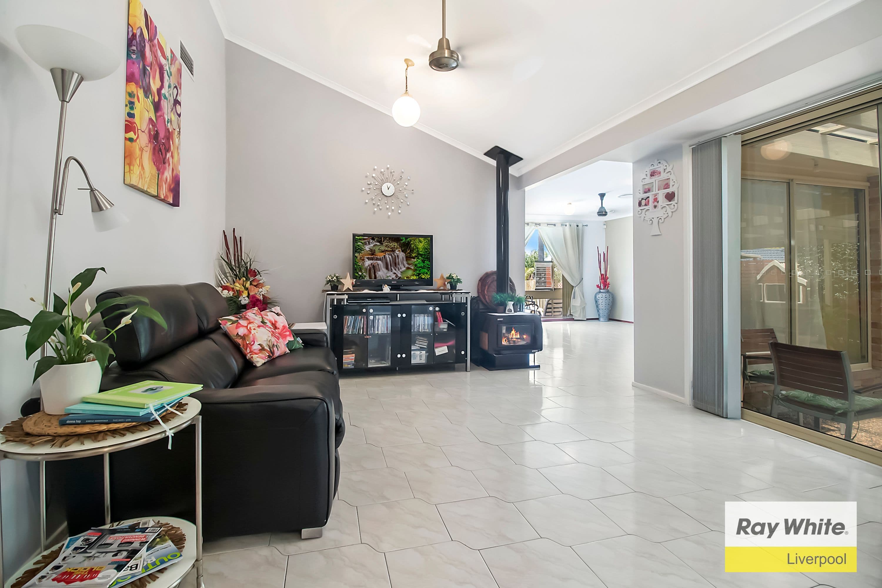 9 Heron Place, Hinchinbrook - Thumbnail 5