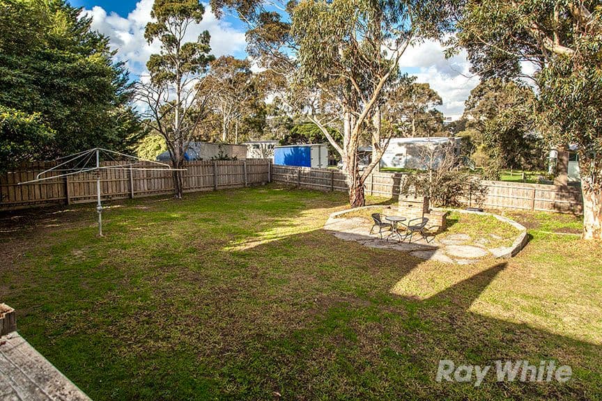 9 Griffiths Court, Mount Waverley VIC 3149, Mount Waverley - Thumbnail 3