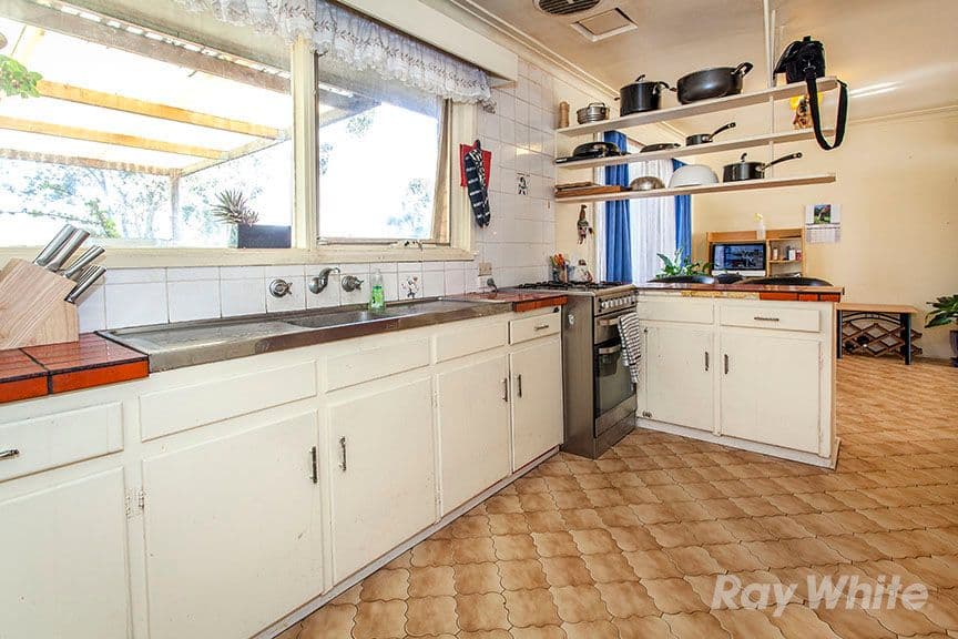 9 Griffiths Court, Mount Waverley VIC 3149, Mount Waverley - Thumbnail 5