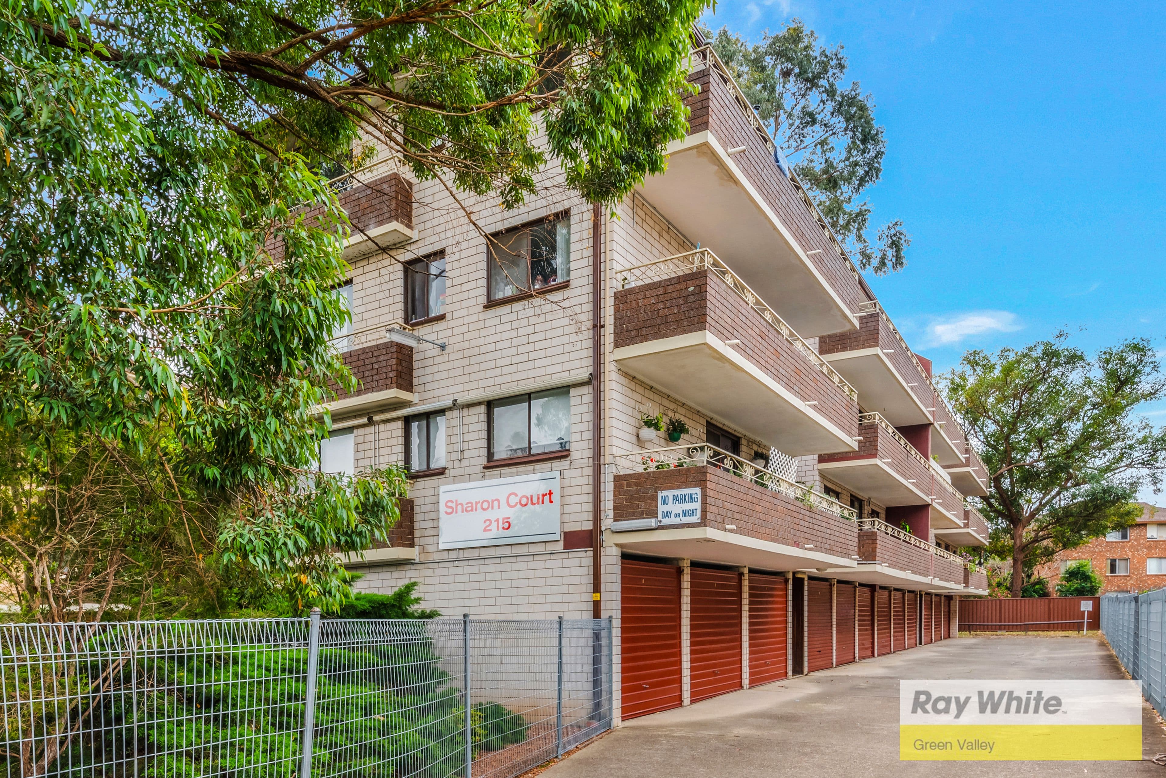 215 Derby Street, Penrith NSW 2750, Penrith - Thumbnail 2