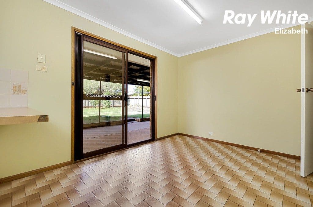 11 Bundarra Court, Craigmore SA 5114, Craigmore - Thumbnail 7