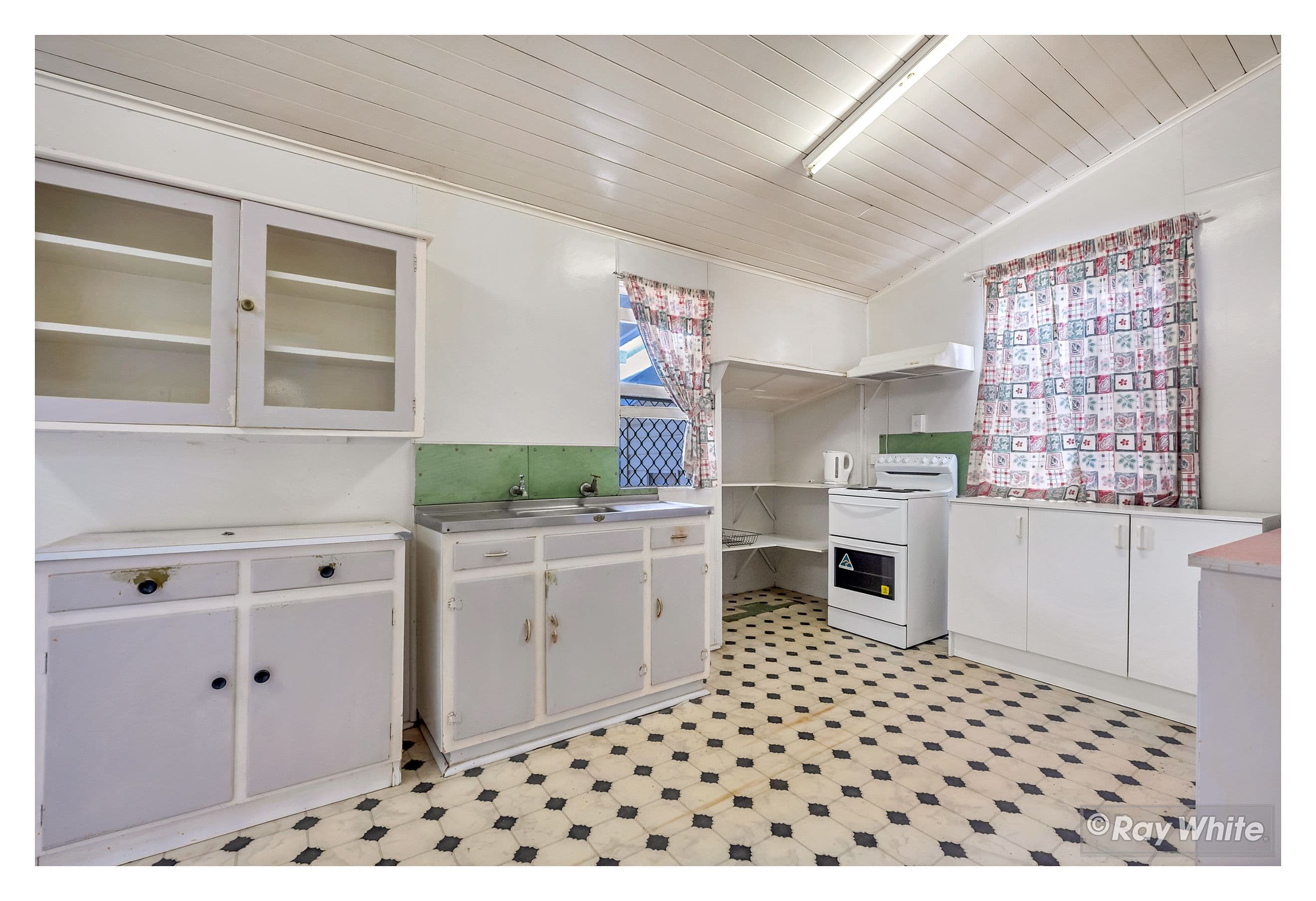 36 Hall Street, Mount Morgan QLD 4714, Mount Morgan - Thumbnail 6