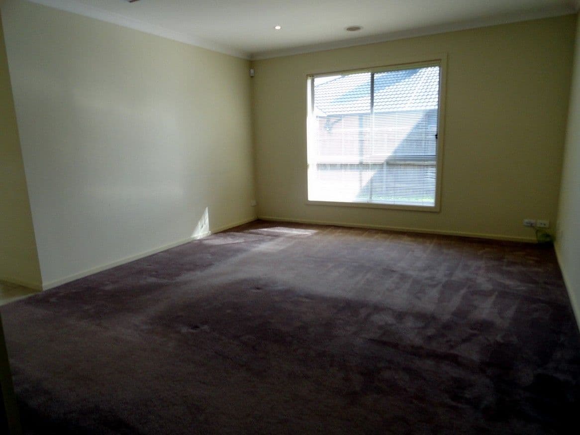25 Brinkhill Drive, MERNDA VIC 3754, Mernda - Thumbnail 2