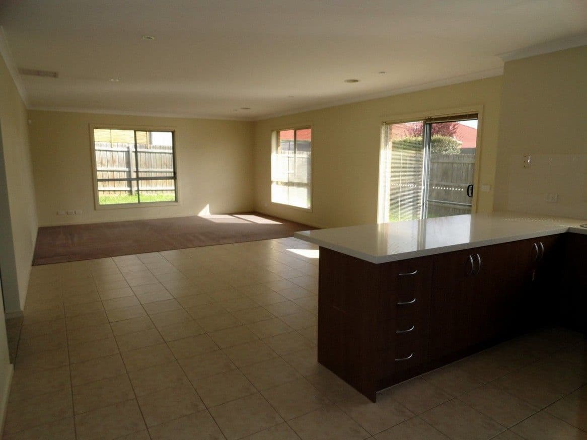 25 Brinkhill Drive, MERNDA VIC 3754, Mernda - Thumbnail 3