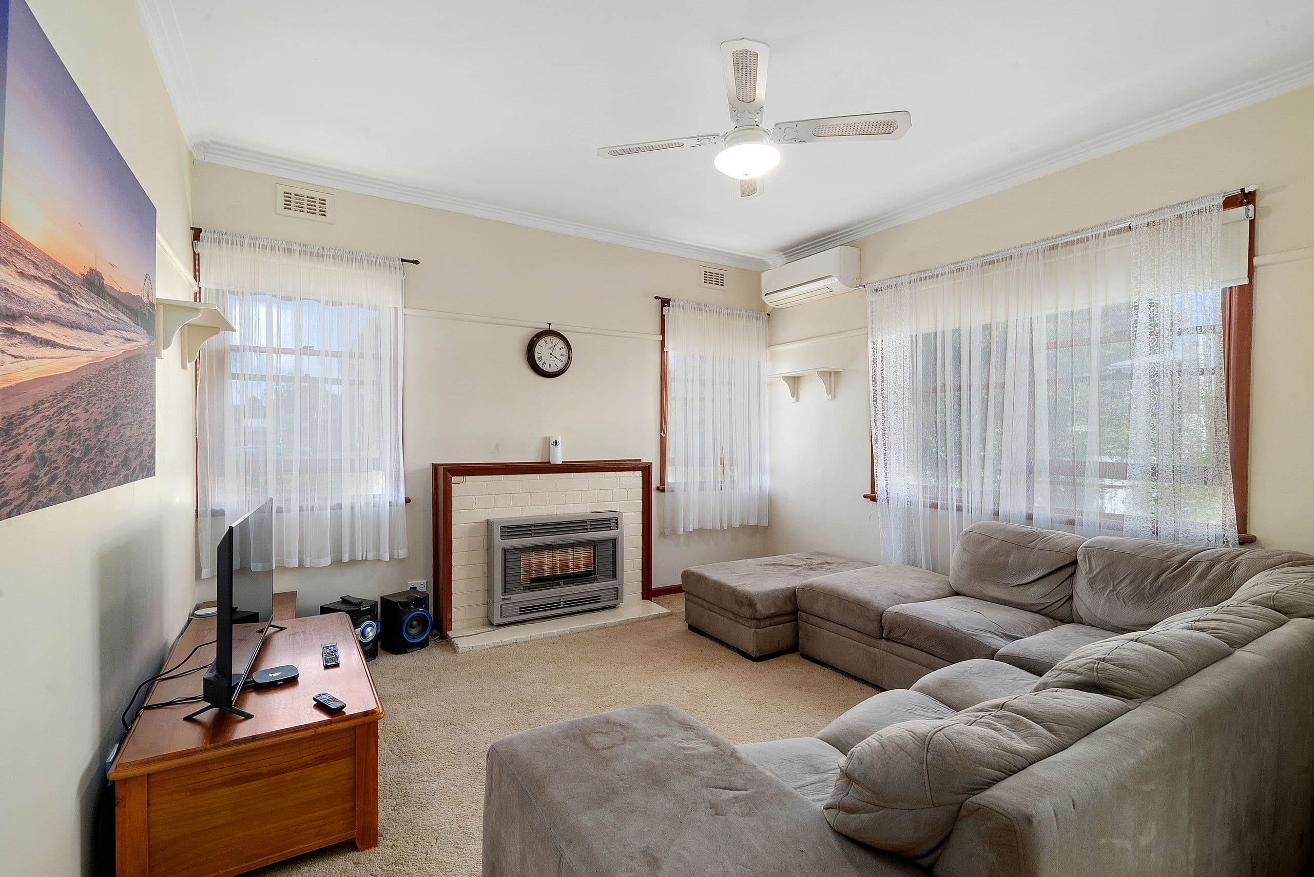 54 Roe Street, Benalla VIC 3672, Benalla - Thumbnail 2