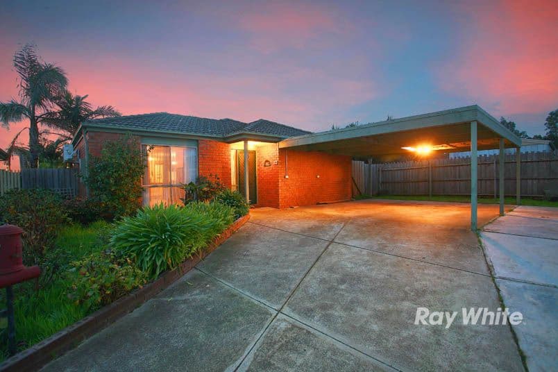 21 Greenmantle Close, CRANBOURNE VIC 3977, Cranbourne West - Image 1
