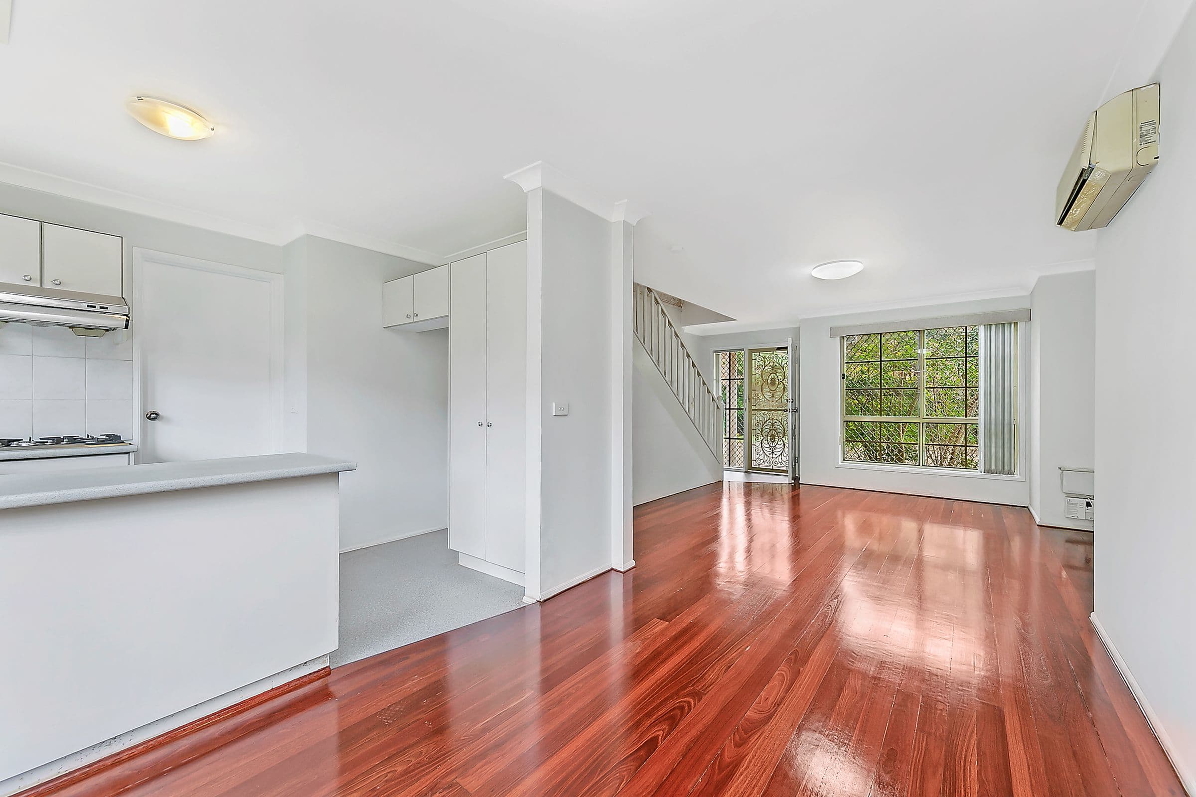 11 Teagan Place, Blacktown NSW 2148, Blacktown - Thumbnail 2