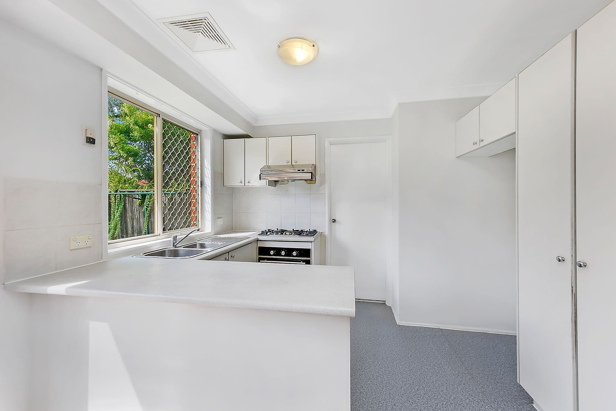 11 Teagan Place, Blacktown NSW 2148, Blacktown - Thumbnail 3