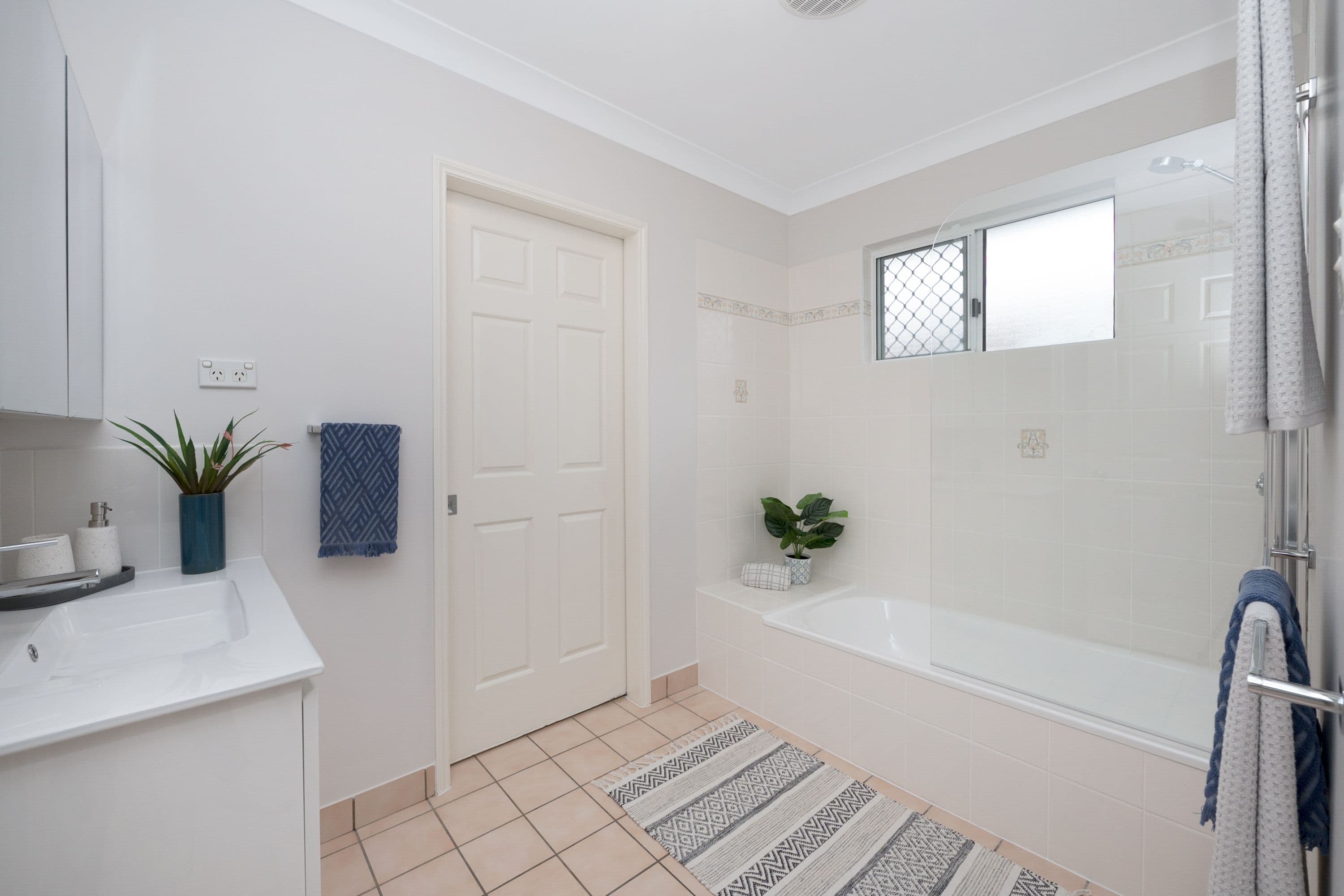 6 Avon Avenue, Kirwan QLD 4817, Kirwan - Thumbnail 6