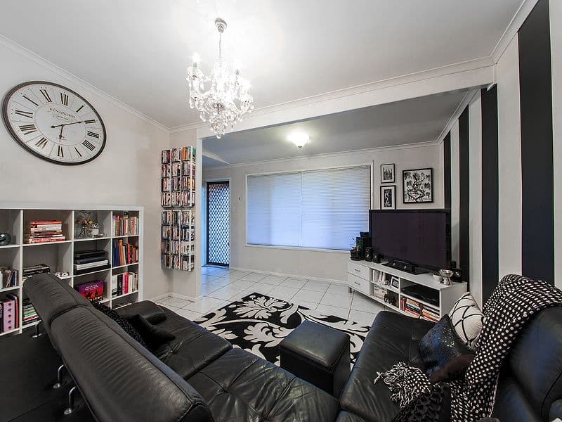 52 Bunya Street, GREENSLOPES QLD 4120, Greenslopes - Thumbnail 4