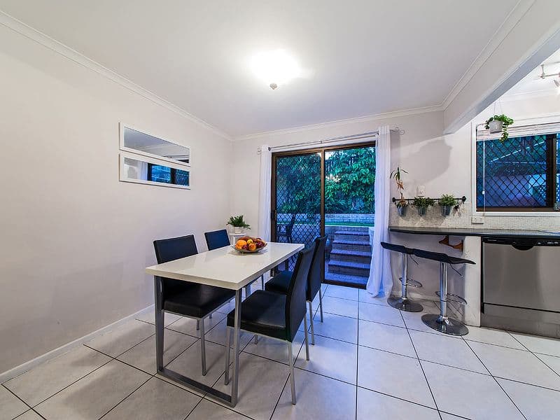 52 Bunya Street, GREENSLOPES QLD 4120, Greenslopes - Thumbnail 5
