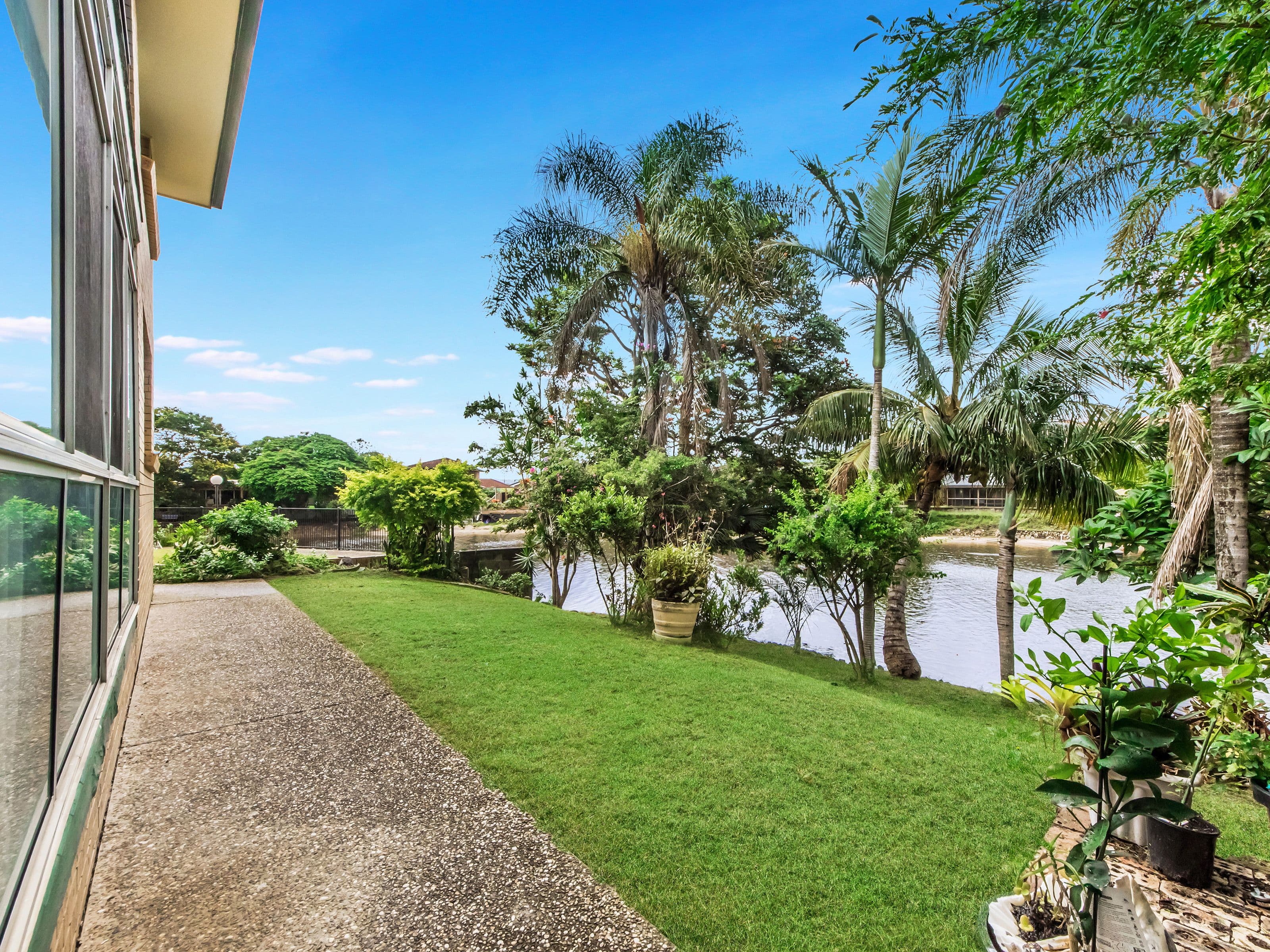 31 Surfers Avenue, Mermaid Waters QLD 4218, Mermaid Waters - Thumbnail 4