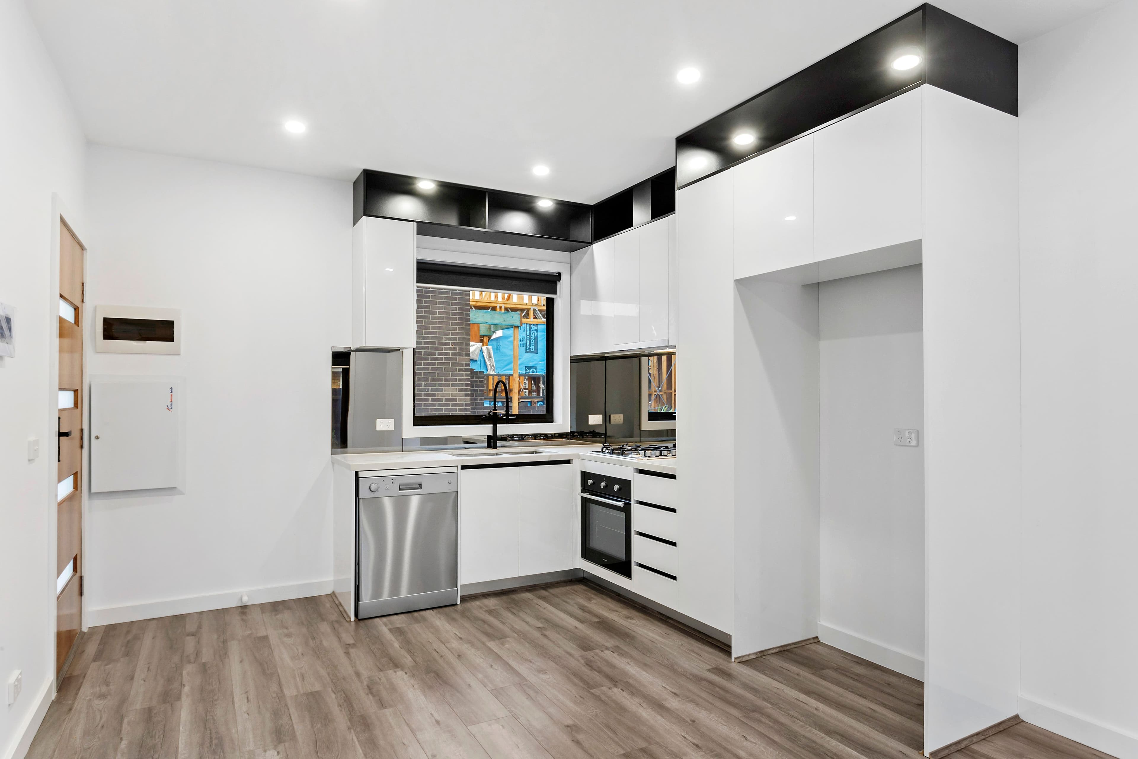 28-30 Tramoo Street, Lalor VIC 3075, Lalor - Thumbnail 2
