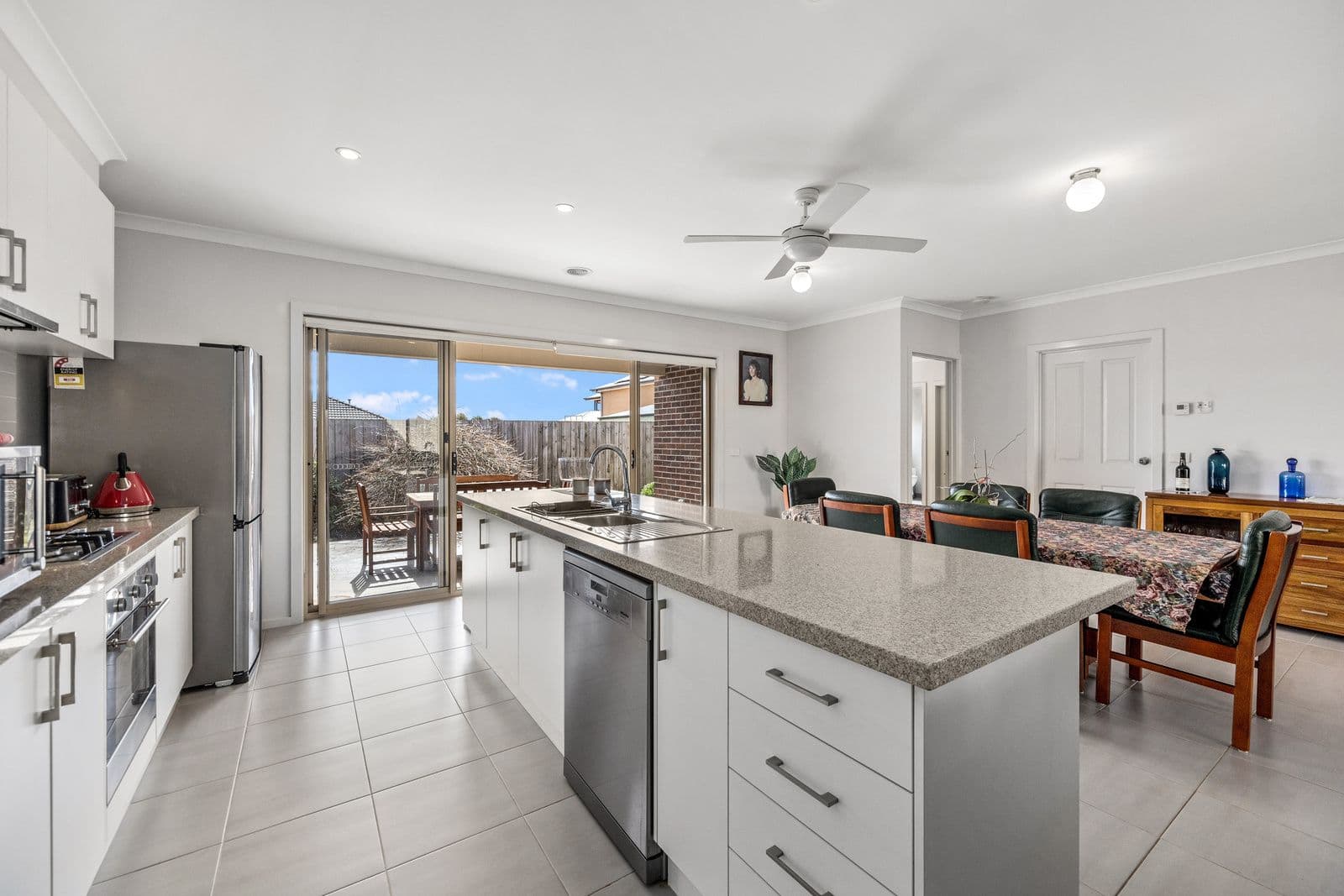 61 Shingler Street, Leongatha VIC 3953, Leongatha - Thumbnail 3