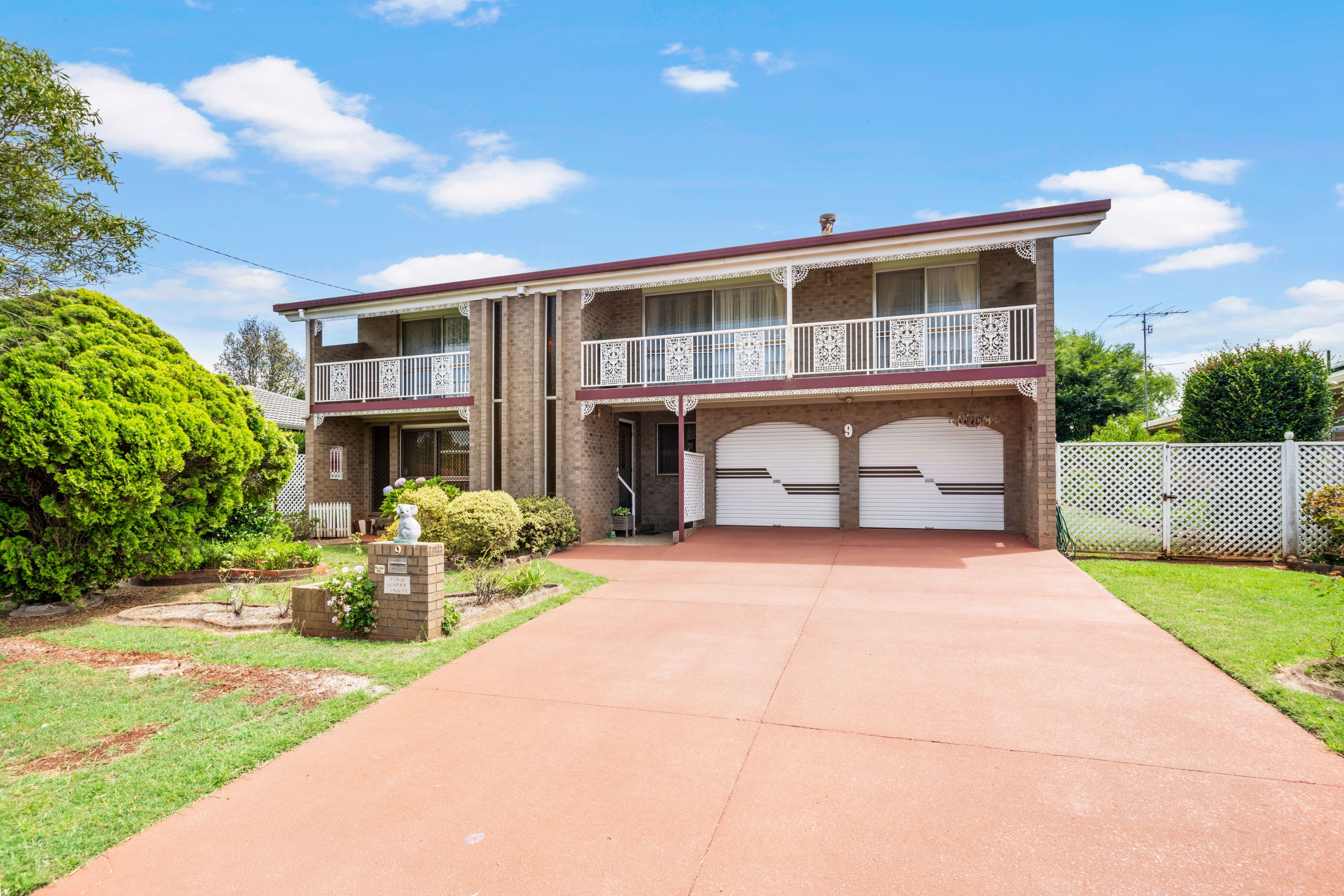 9 Bimbadeen Court, Wilsonton Heights QLD 4350, Wilsonton Heights - Image 1