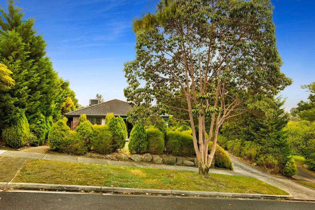 11 Pine Lodge Court, Templestowe VIC 3106, Templestowe - Image 1