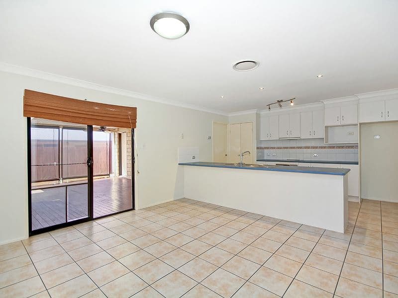 12 Paton Crescent, FOREST LAKE QLD 4078, Forest Lake - Thumbnail 8