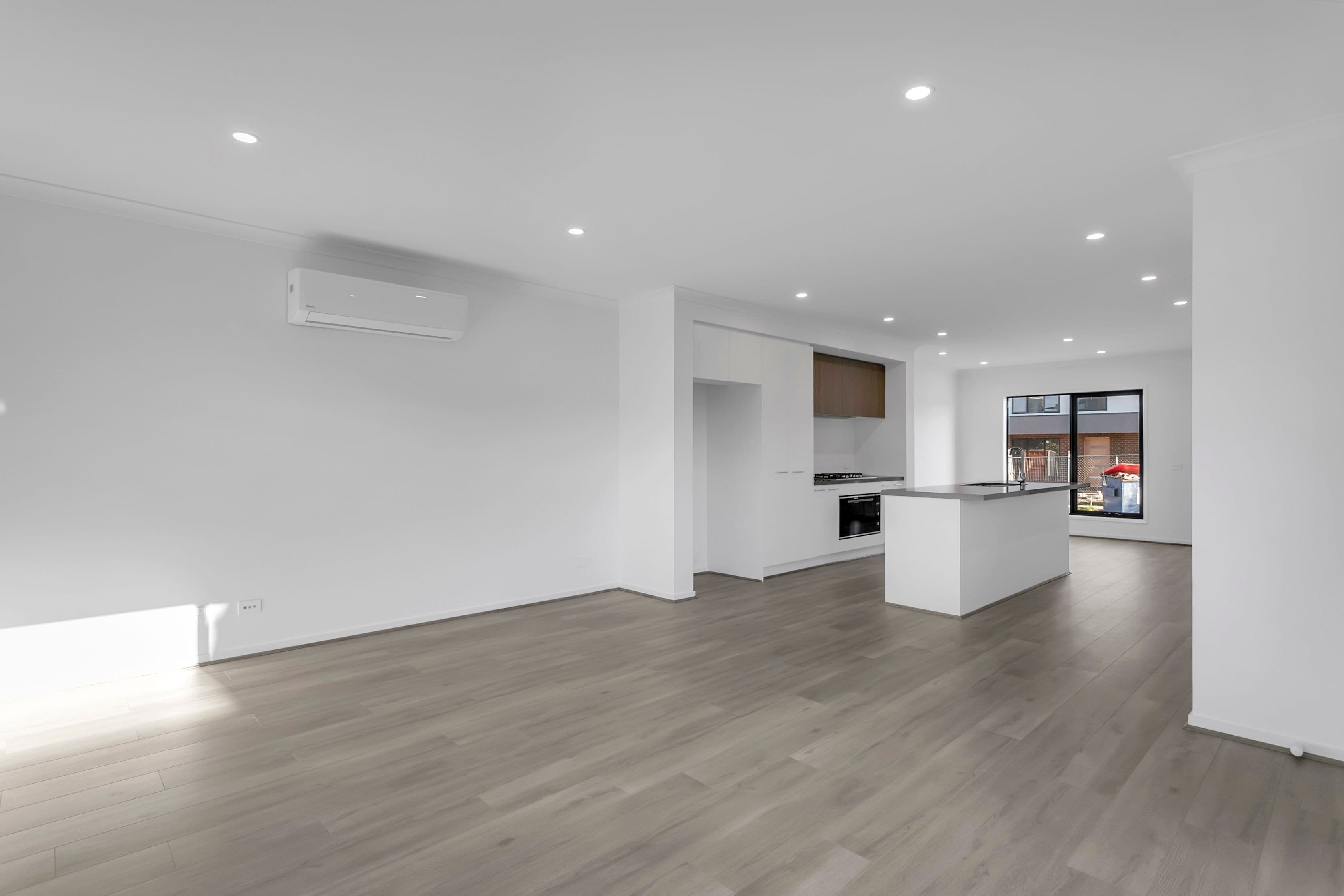 6 Glory Street, Clyde North VIC 3978, Clyde North - Thumbnail 5