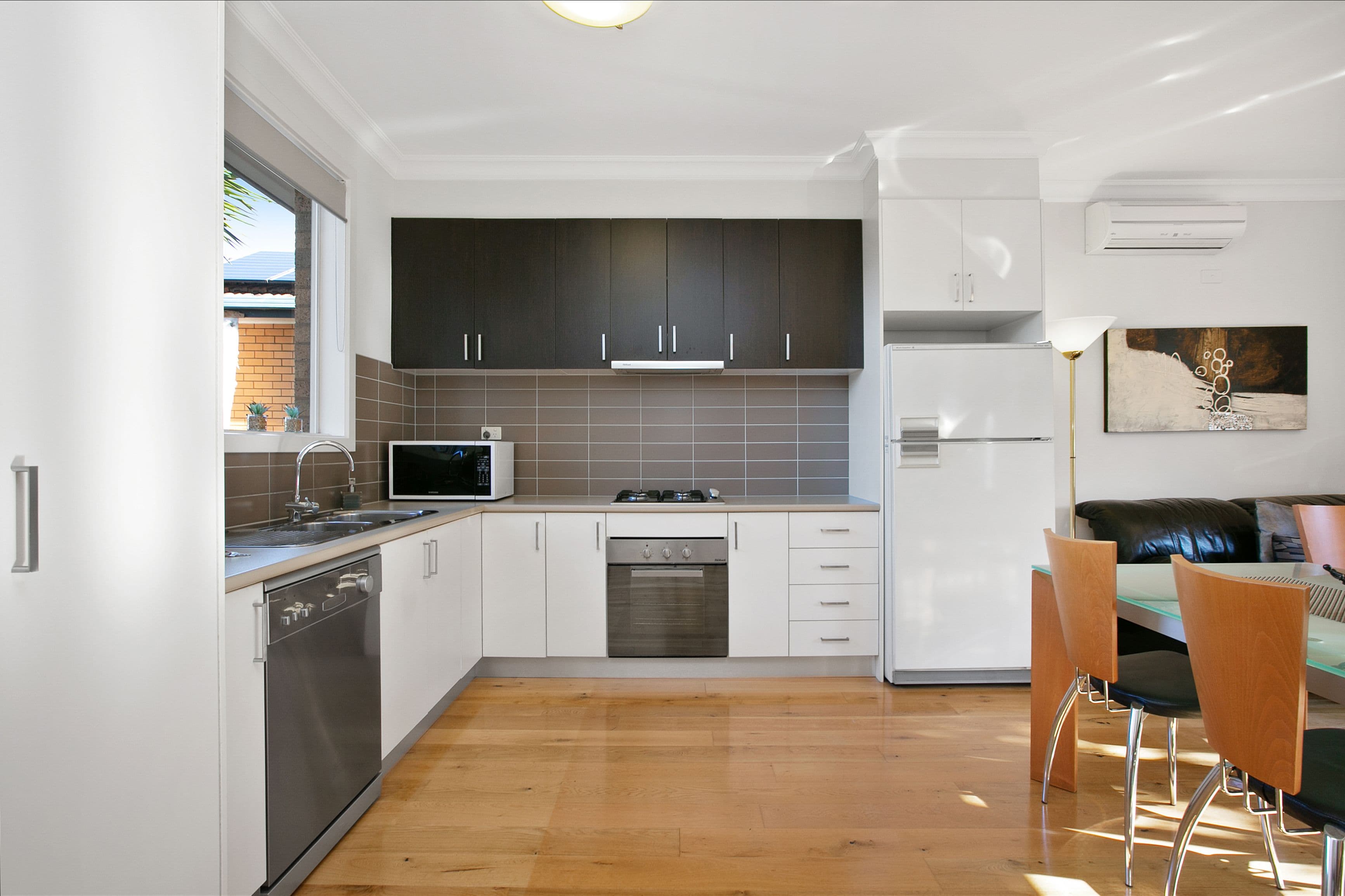 43 St Vigeons Road, Reservoir VIC 3073, Reservoir - Thumbnail 4