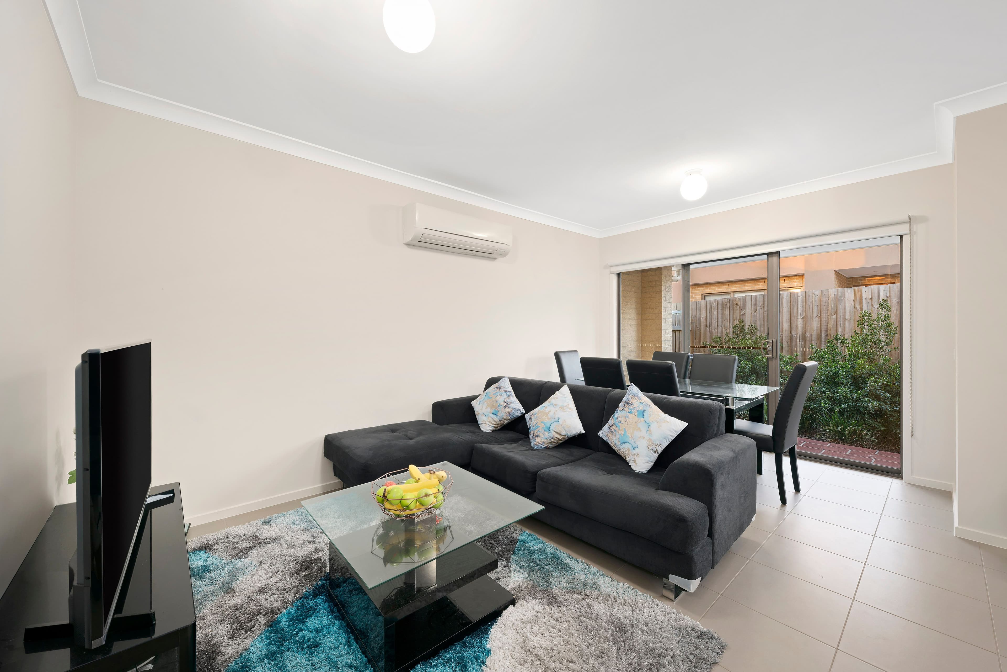 5 Denver Crescent, Rowville VIC 3178, Rowville - Thumbnail 2