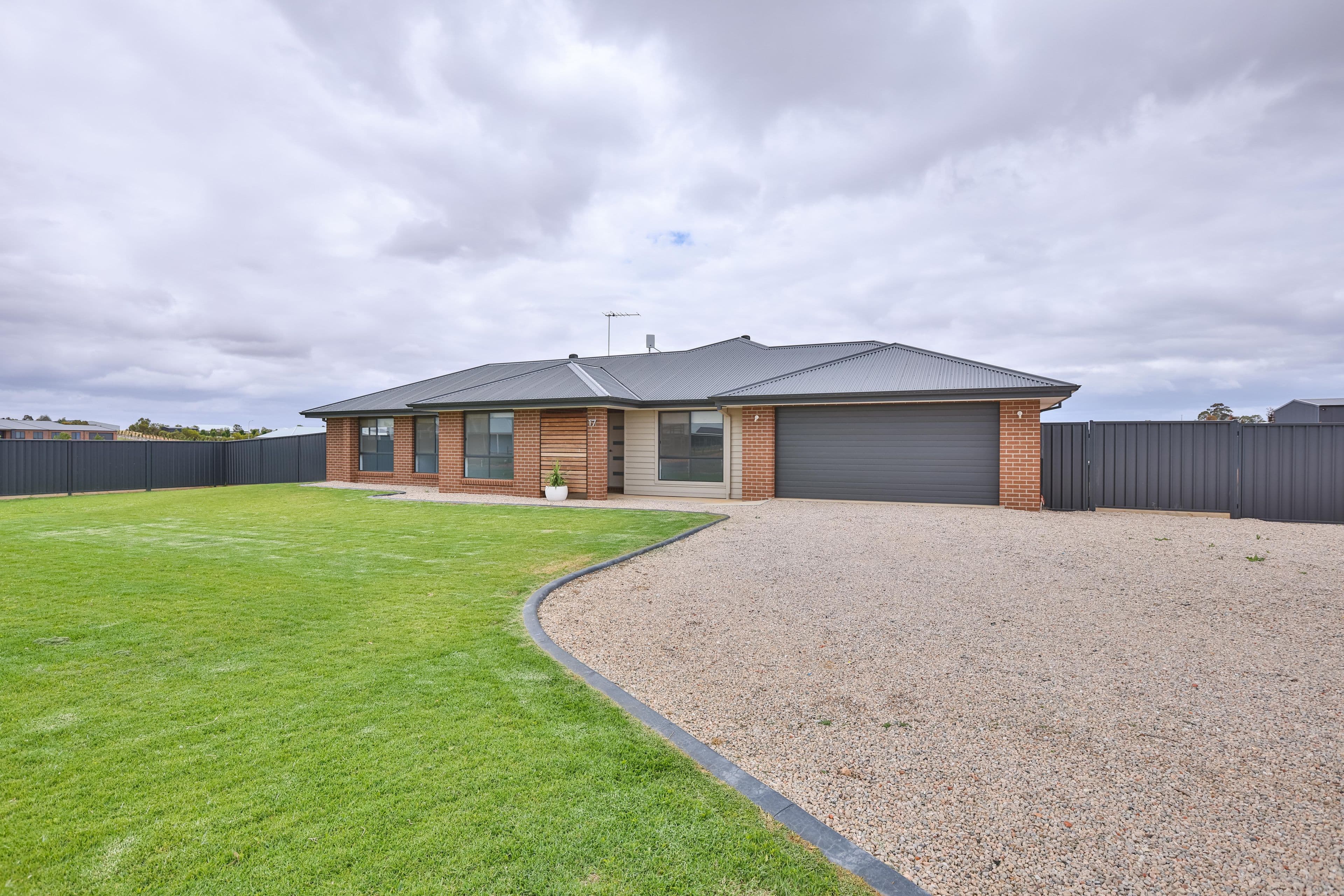 17 Kari Drive, Gol Gol NSW 2738, Gol Gol - Thumbnail 2