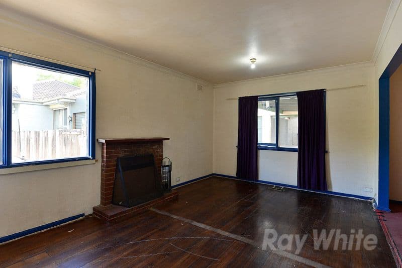 62 Scoresby Road, BAYSWATER VIC 3153, Bayswater - Thumbnail 4