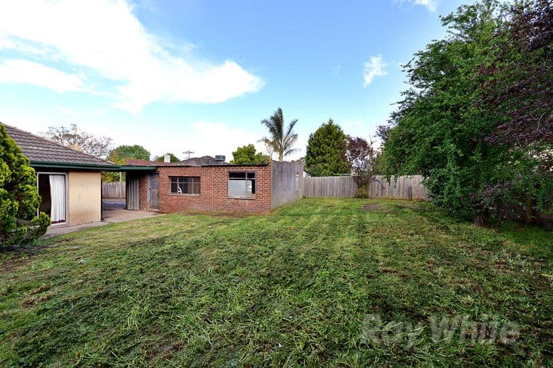 62 Scoresby Road, BAYSWATER VIC 3153, Bayswater - Thumbnail 8