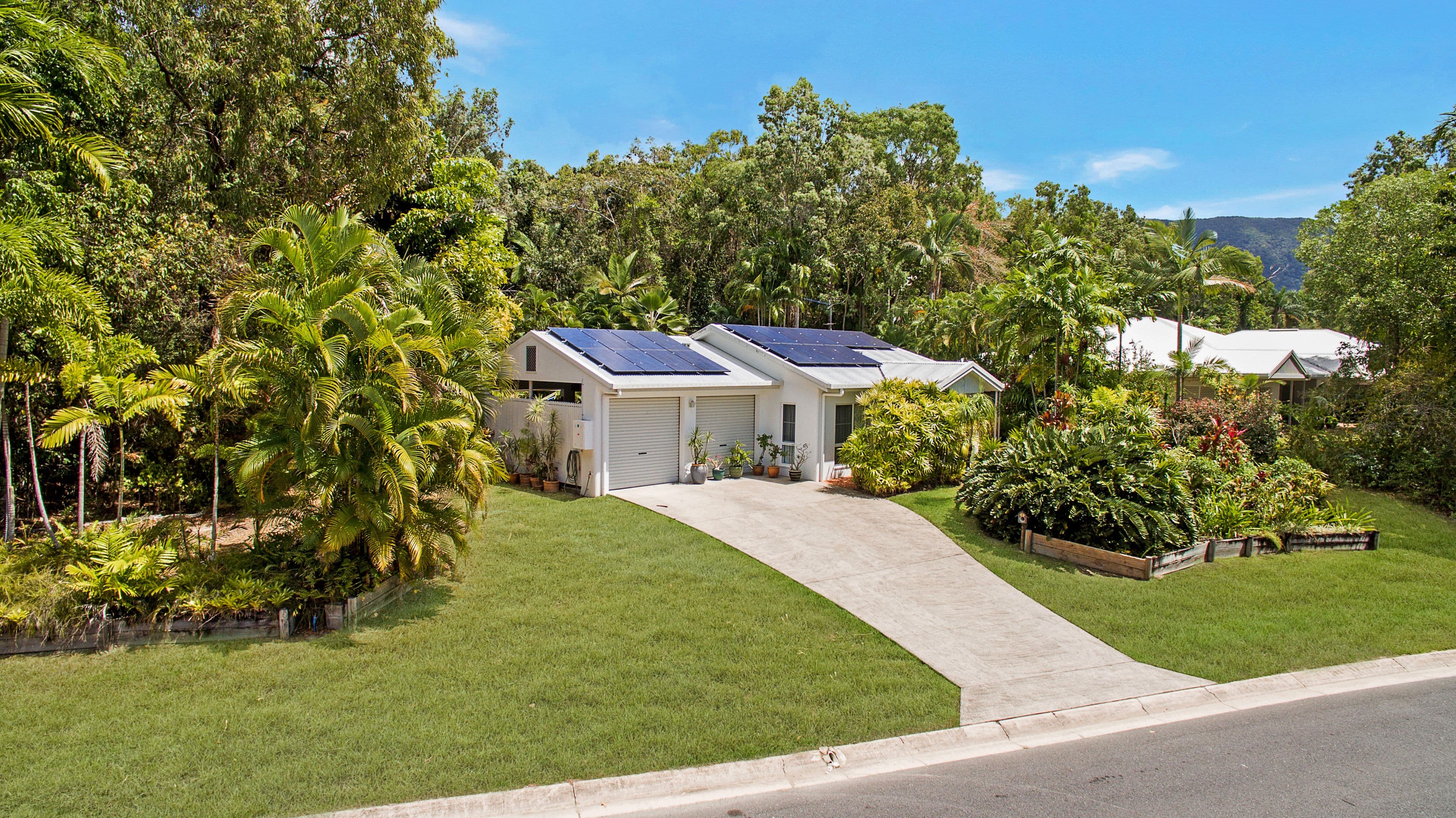 25 Yule Avenue, Clifton Beach QLD 4879, Clifton Beach - Image 1