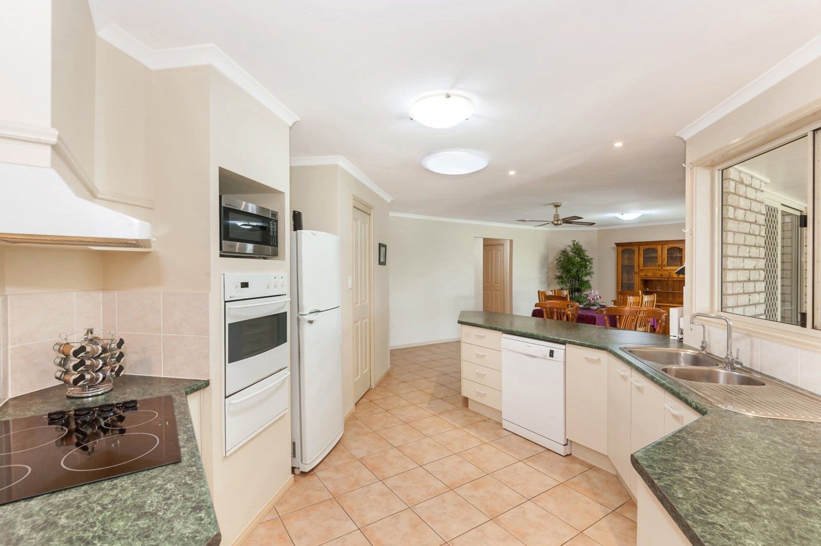 13 Whistler Street, Mango Hill QLD 4509, Mango Hill - Thumbnail 3