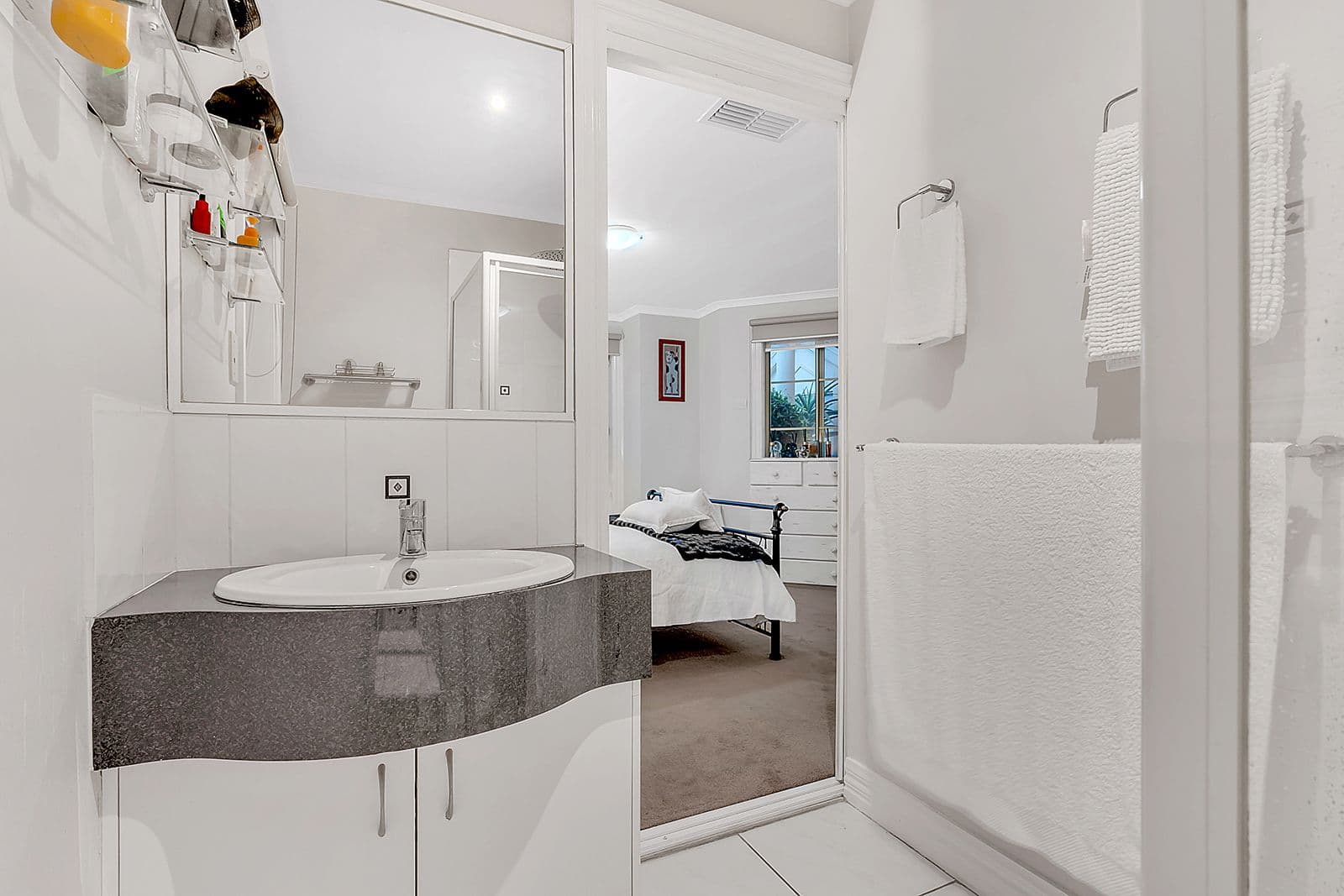 2 Bingin Place, Craigieburn VIC 3064, Craigieburn - Thumbnail 5