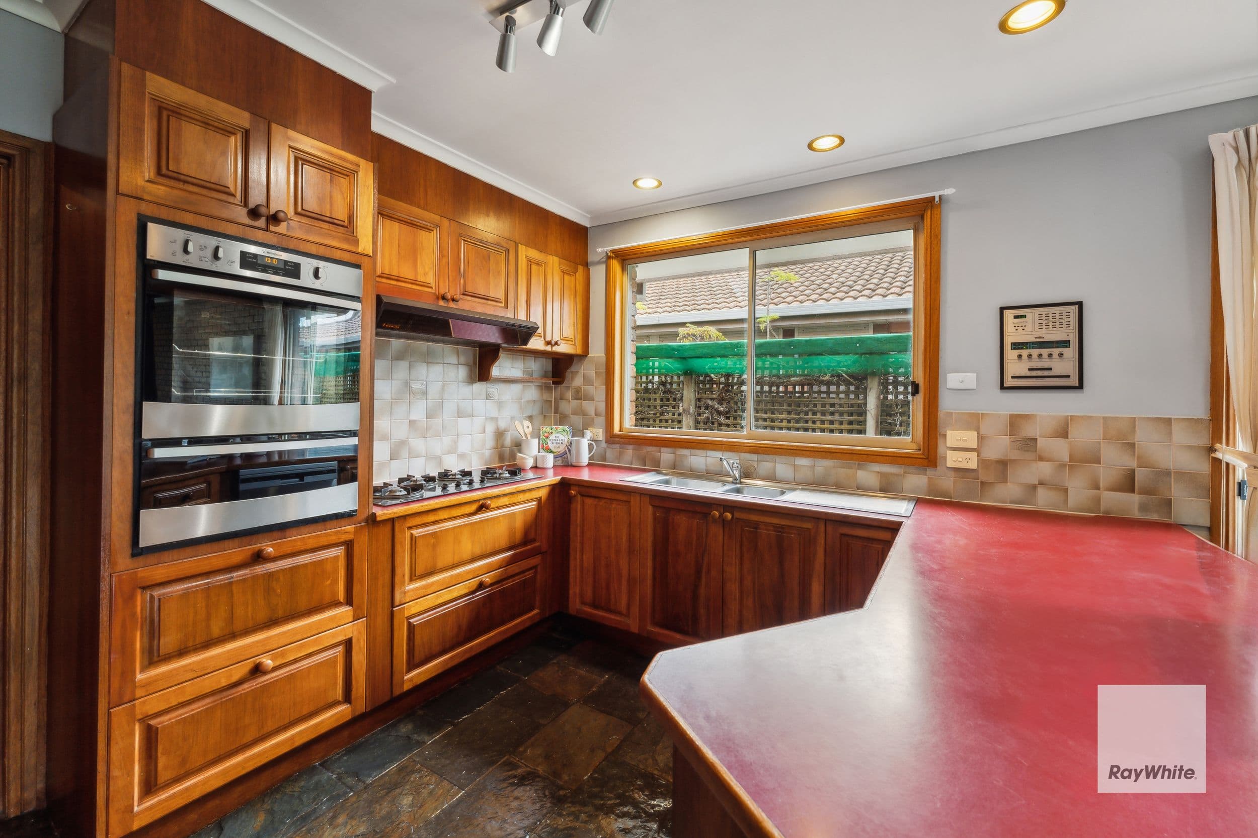 3 Constellation Court, Taylors Lakes VIC 3038, Taylors Lakes - Thumbnail 4